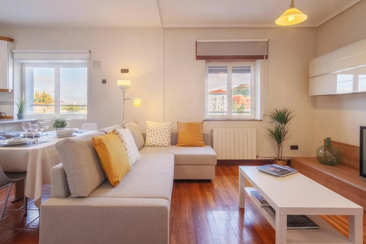 Luminoso Con Vistas A La Ria De Bilbao Apartment
